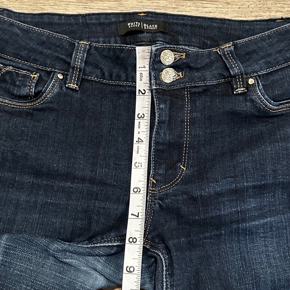 White House Black Market Skinny Flare Jeans Dark Indigo Wash Sz 4S Short Petite - Picture 9 of 10